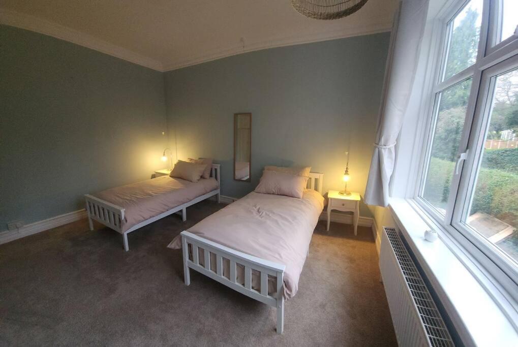 Spacious Guest Flat Near Roundhay Park Leeds  Zewnętrze zdjęcie